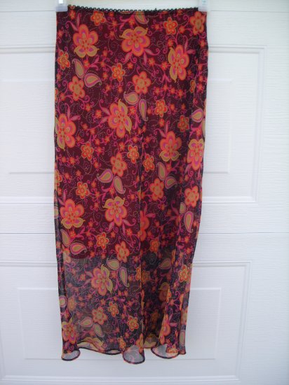 Sans Suci Floral Skirt SIZE MEDIUM