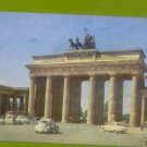 BRANDENBURGER TOR VOM TIERGARTEN AUS POSTCARD Germania
