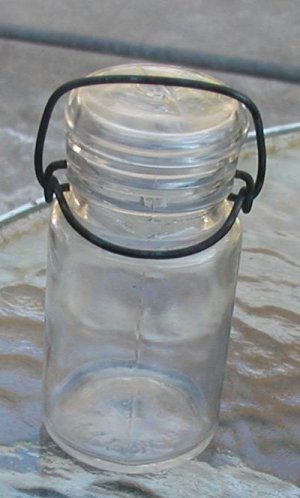 OLD PINT BAIL TOP BOTTLE CANNING JAR