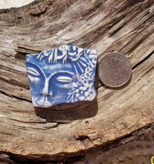 HM Pottery Ceramic *~BLUE  & WHITE MOD FACE~* Pendant
