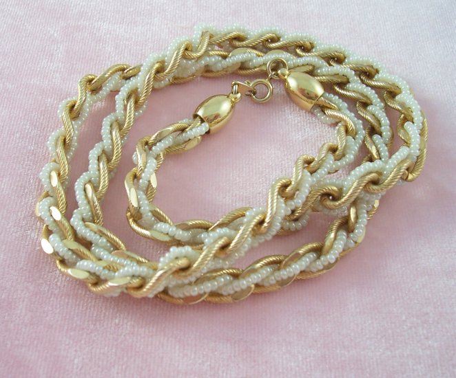 Vintage Crown Trifari Necklace Gold Tone Links Seed Bead Braided Chain