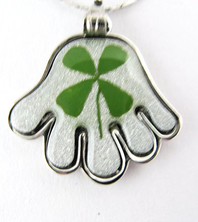 Real Four 4 Leaf Clover Charm Necklace Pendant Hand
