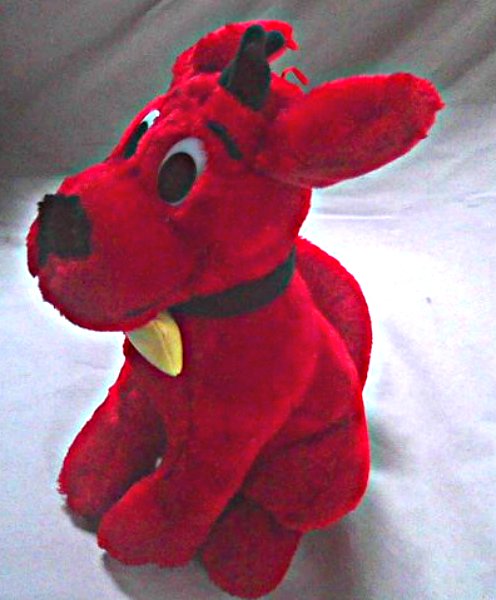 clifford the big red dog stuffed animal amazon