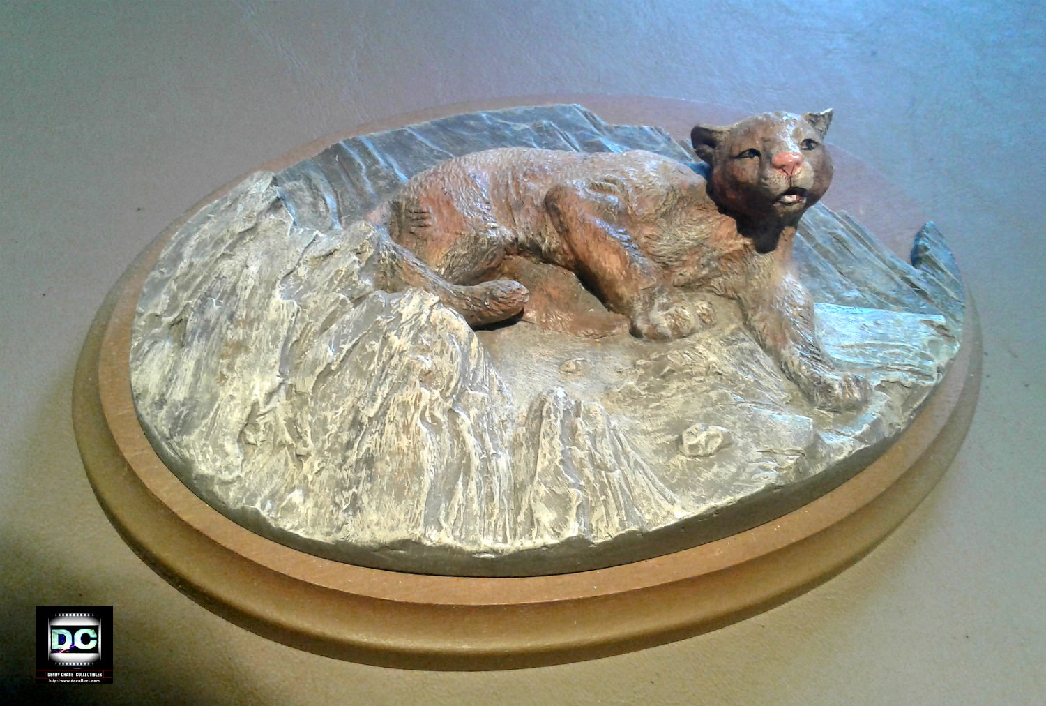 WWF American Wildlife Avon 3-D Plaque Ceramic Resin Figurine: Cougar/Puma/Mountain Lion/Wild Cat