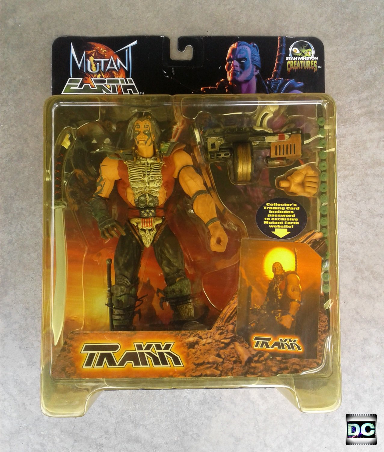 Mutant Earth Trakk Figure Stan Winston Creatures 2001 | NECA Toys