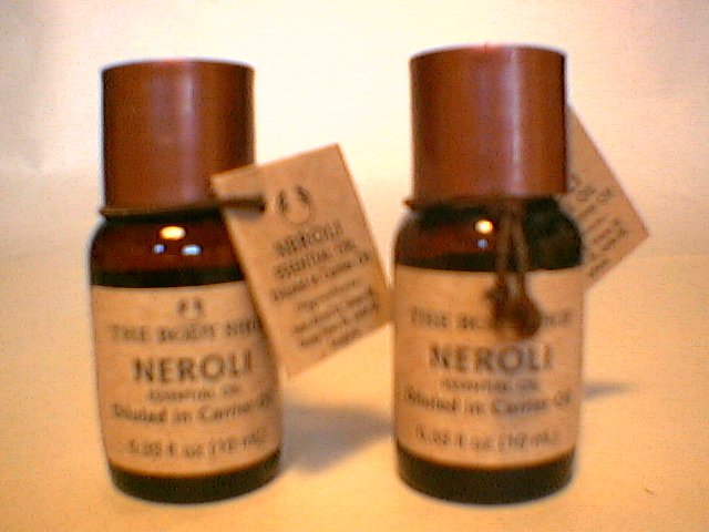 The Body Shop NEROLI Essential Oil  2X 10 ml Bottles  diffuser Environmental Oil