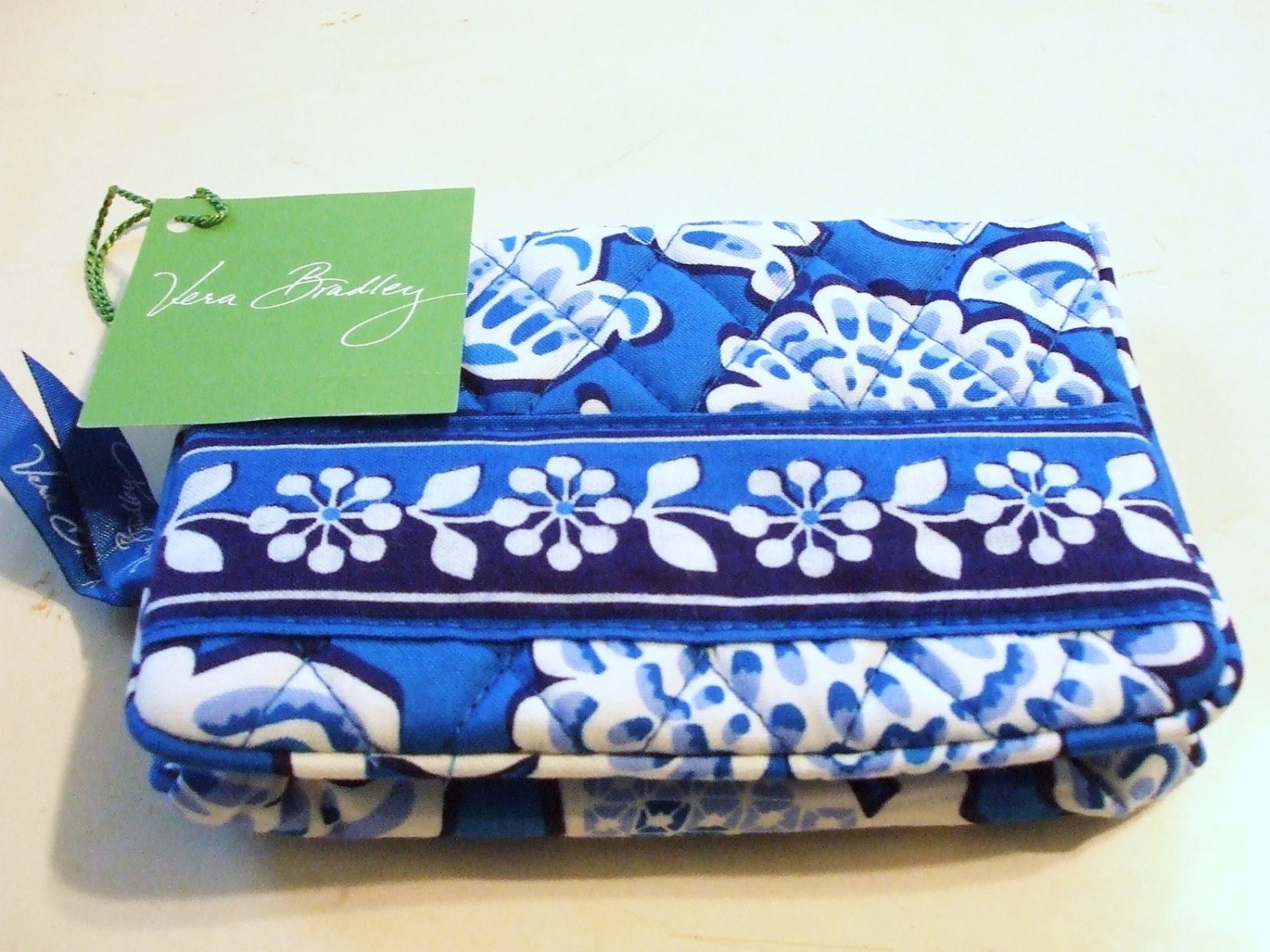 vera bradley coin wallet