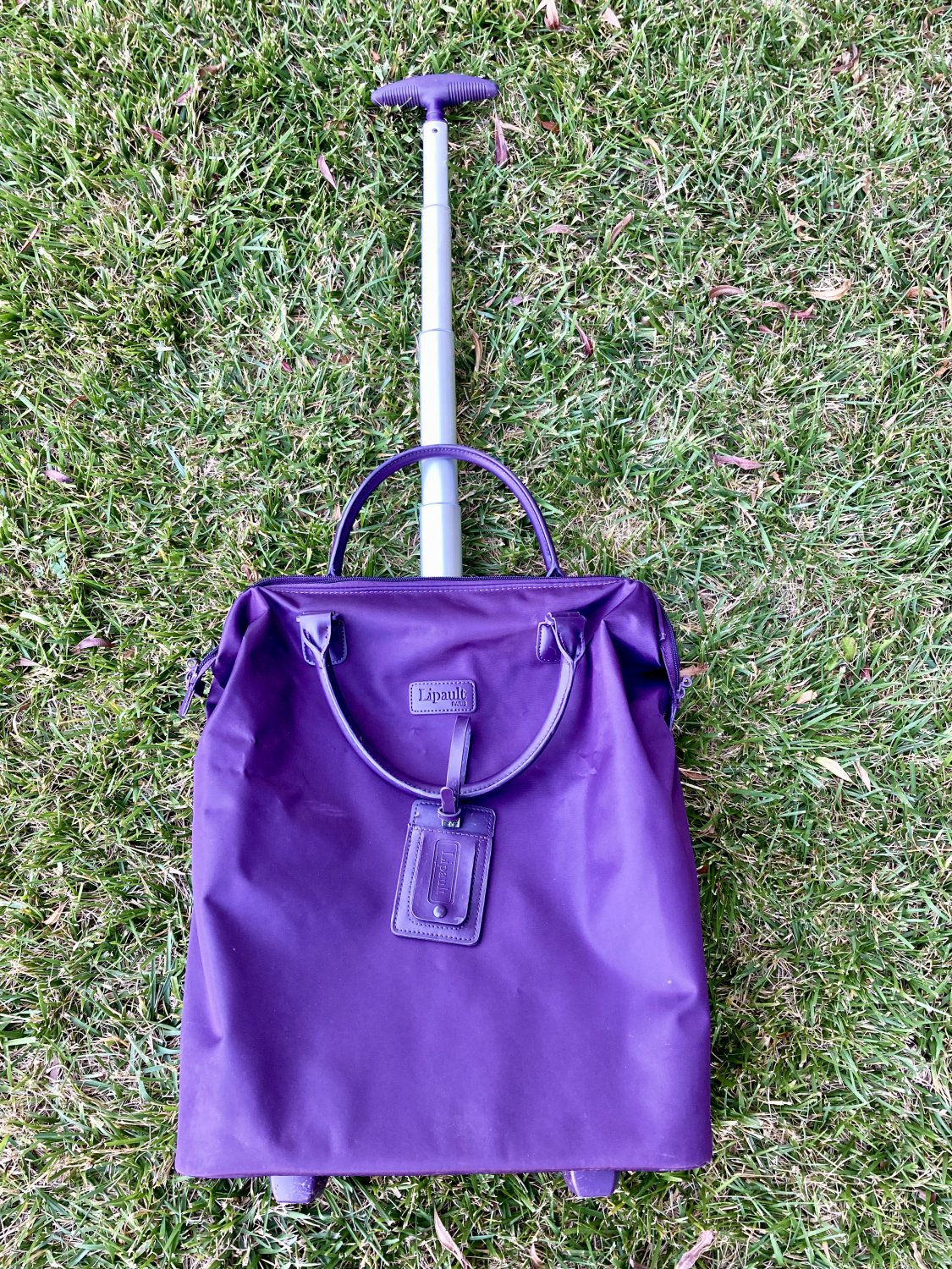 Lipault Paris Wheeled 19â�� Tote carryon, overnight bag, trolley sleeve extension handle Purple