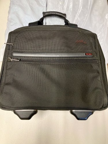 Tumi Alpha Collection 2Wheel compact computer brief business case Ballistic  Nylon 22050D4 Black