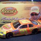 ACTION KEVIN HARVICK '05 MONTE CARLO REESE'S