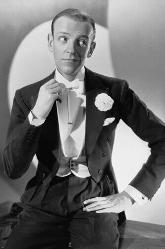 FRED ASTAIRE PUBLICITY STILL POSTER charming QUIZICAL tuxedo 20x30