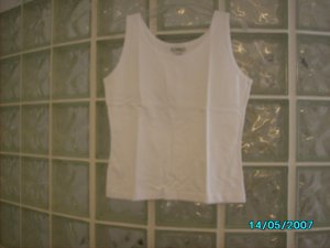 Ladies sleeveless shell