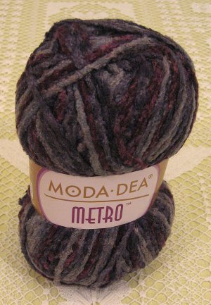 Moda Dea Metro "Plum Crazy" Yarn ~ 1 Skein ~ $3