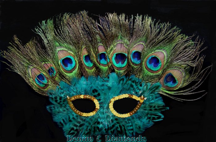 Peacock Eye Feather Masquerade Mask