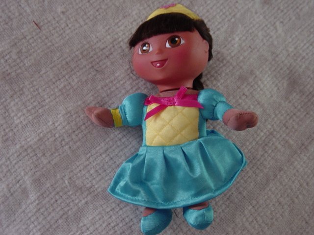 dora fairytale doll