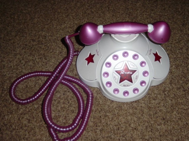 Bratz Funkadelic Pink & White Fashion Telephone Phone #600239