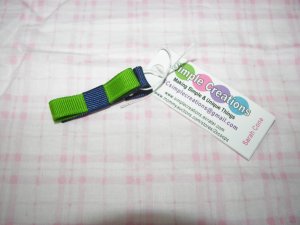 B73-1- Green and Navy Blue Simple Clip