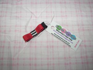 C09- Red & Black Simple Clip
