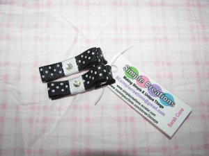 B72- Black Rhinestone Simple Clip Set