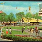 1964 New York Worlds Fair Court of The President of the United States Chrome Postcard 690