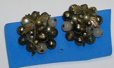 Vintage Glass Beaded Clip on Earrings