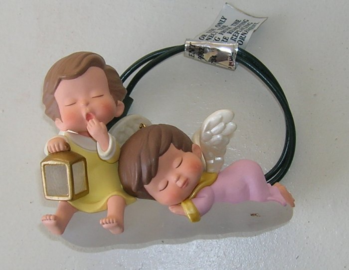 2000 Mary's Angels Lighted Hallmark Ornament