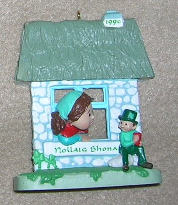 1990 Windows of the World # 6 Nollaig Shona Harllmark Ornament