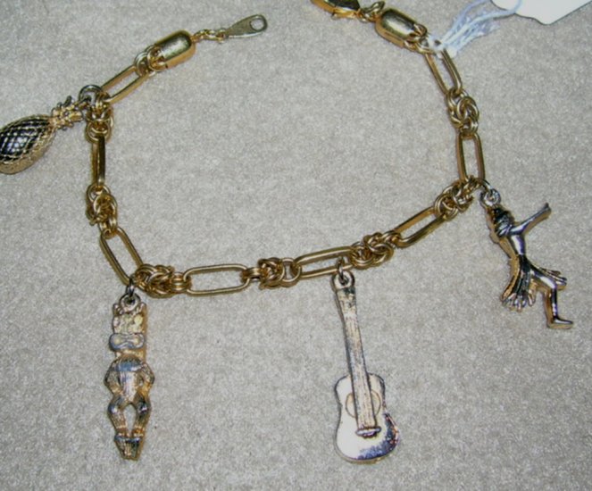 Hawaiian Charm Bracelet
