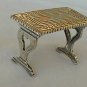Table miniature-C