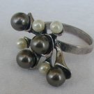 White and brown pearls ring