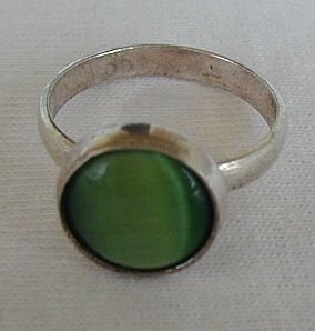 Green cat eye silver ring