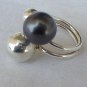 Gray silver pearls ring