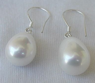 White egg pearls earrings