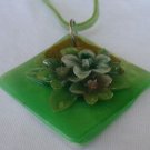 Green flowers mother of pearl