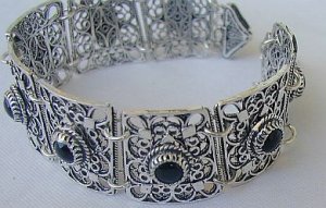 Rectangle onyx bracelet