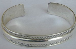 Areil  silver bangle -unisex