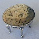 Round table miniature Round table miniature