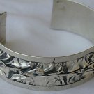 Carving bangle