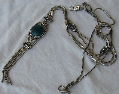 Dark green long necklace