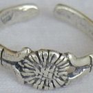 silver flower toe ring