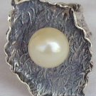 White pearl ring-B White pearl ring-B