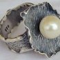 White pearl ring-B