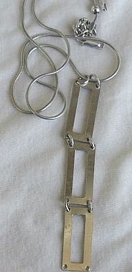 3windows necklace