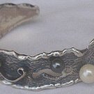 White and black pearls bangle