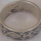 Oxidized shapes ring