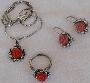 Coral set