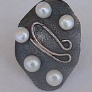 5 pearls ring