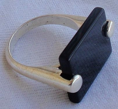 black ring-B