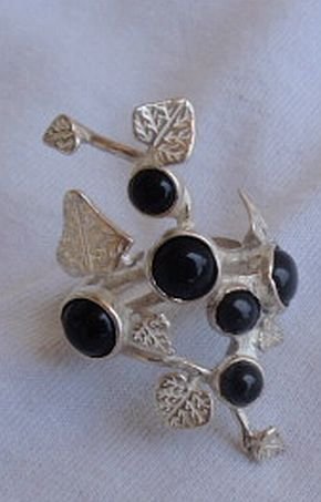 Silver flower-B-black