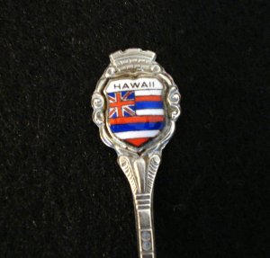 Old Hawaii sterling silver souvenir spoon with cloisonne Union Jack 1085vf
